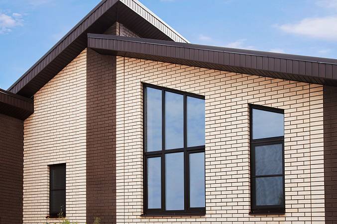 Фото объекта Остекление коттеджа в двух конфигурациях