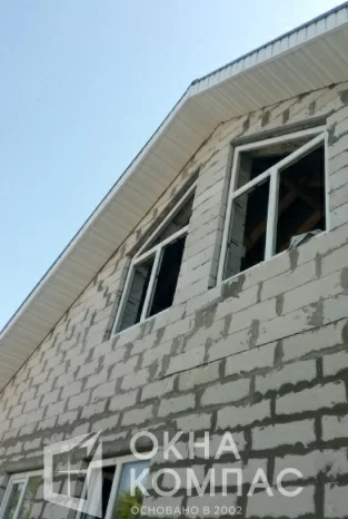 Фото объекта Остекление частного дома в Кстово - монтаж трех конструкций