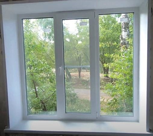 Фото объекта Установка  трехстворчатого окна в квартире Нижнего Новгорода.