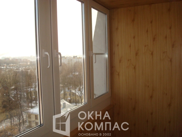 Фото объекта Внутренняя отделка лоджии ламинированными ПВХ панелями